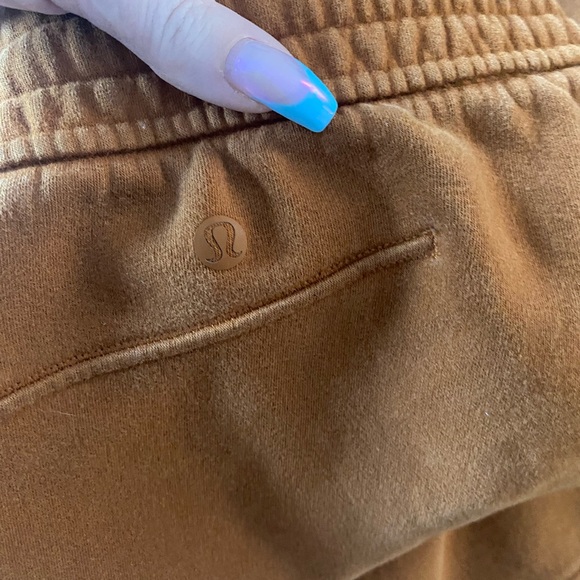 LULULEMON-thick wide leg sweatpants - Picture 4 of 6
